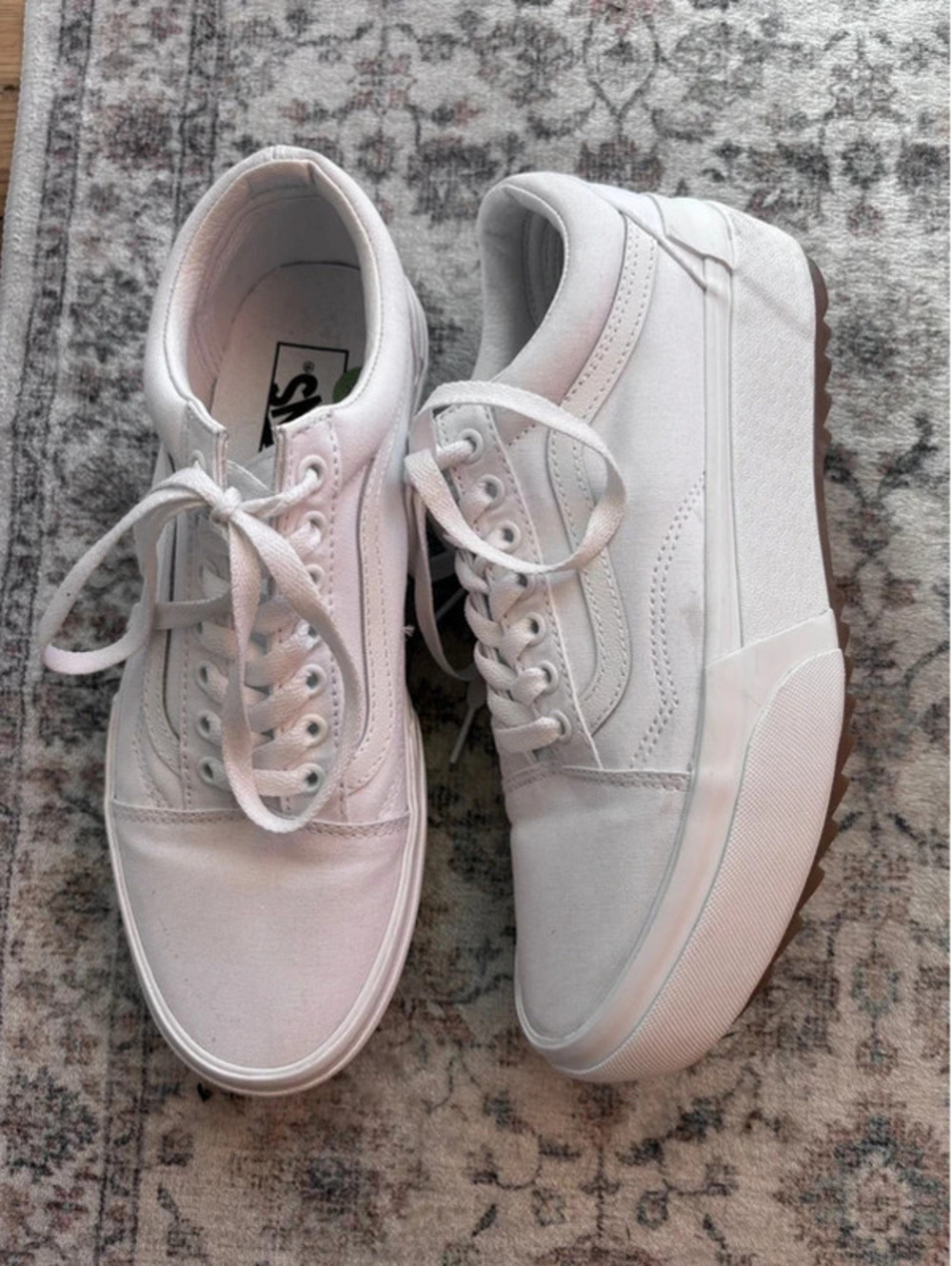 9.5 USA Women’s White Stacked Vans